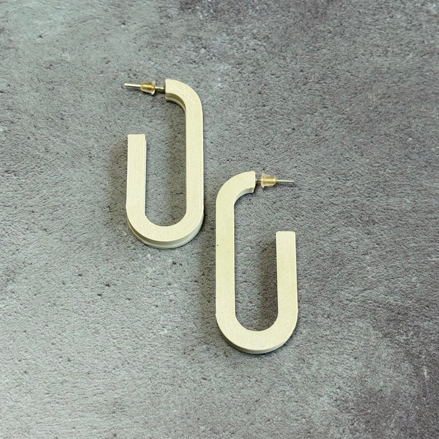 3D Printed Long Oval Hoop Earrings in Cream