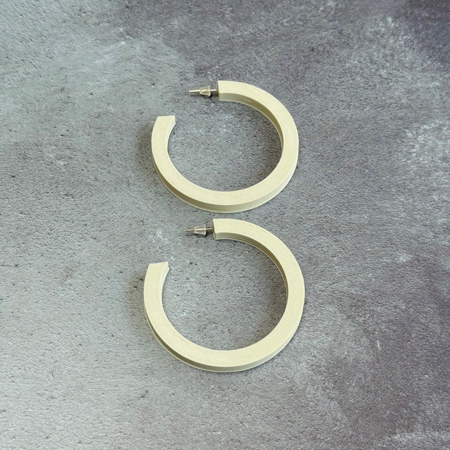 Large Curve Hoop Earrings