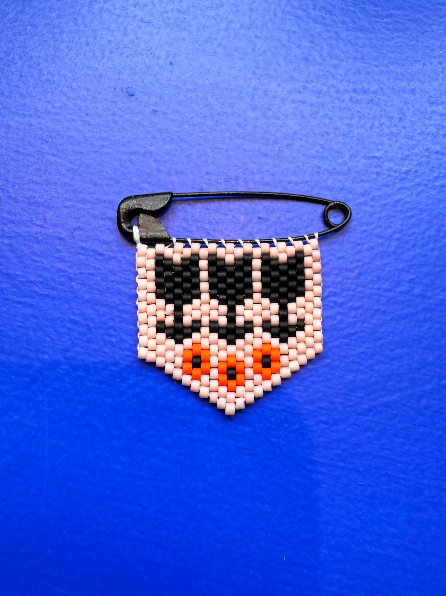 Folk Flower Woven Bead Pin Brooch
