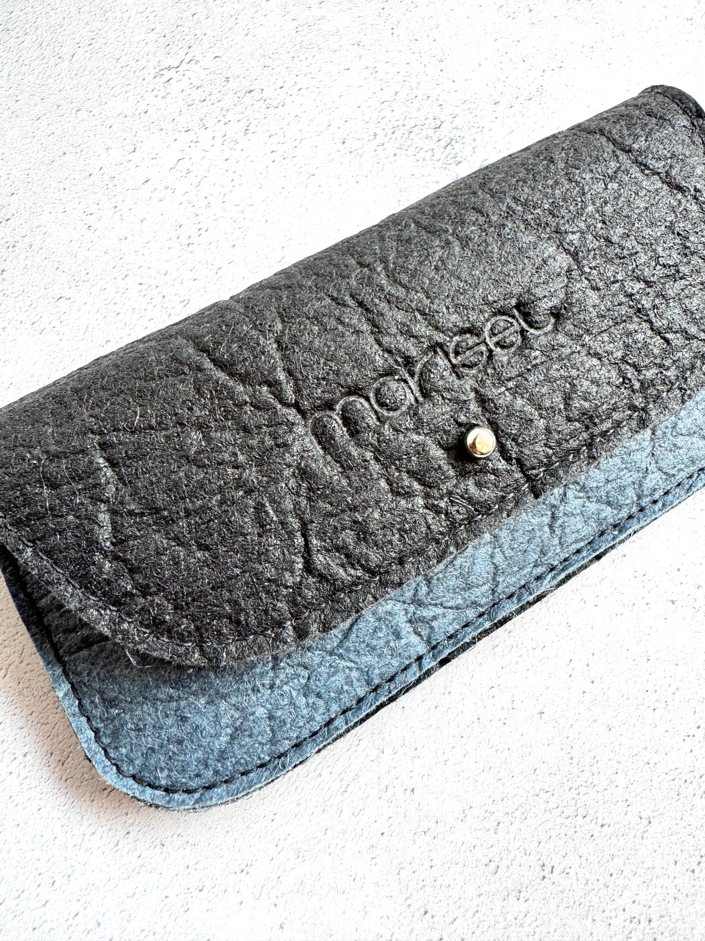Piñatex Vegan Leather Eyewear Case in Blue with Black Flap