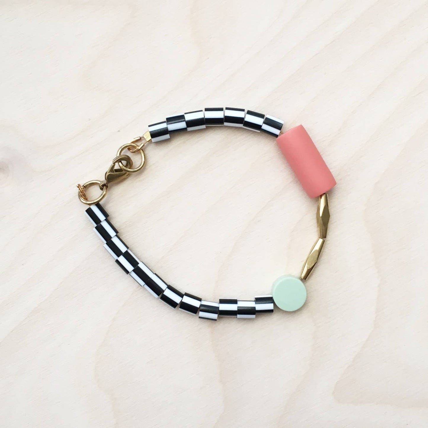 Disc Bracelet in Salmon & Mint Green