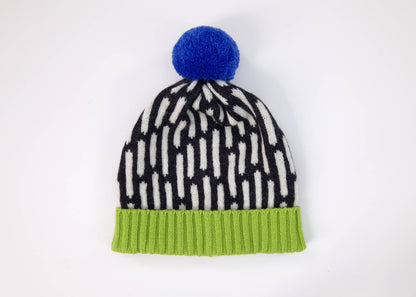 Lambswool Dash Patterned Hat in Green and Blue