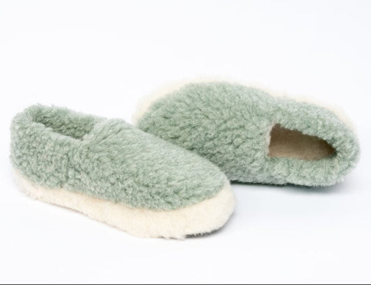 Siberian Wool Slippers in Green