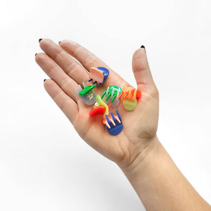Micro Hair Claws in Play