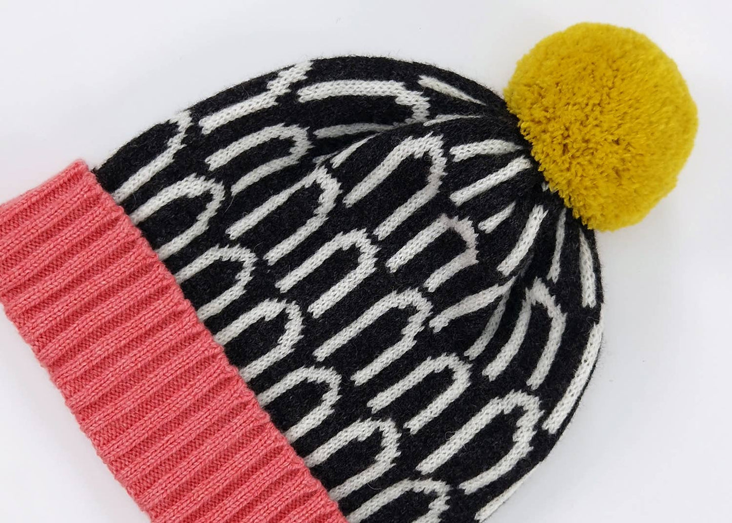 Lambswool Arch Patterned Hat in Pink and Yellow