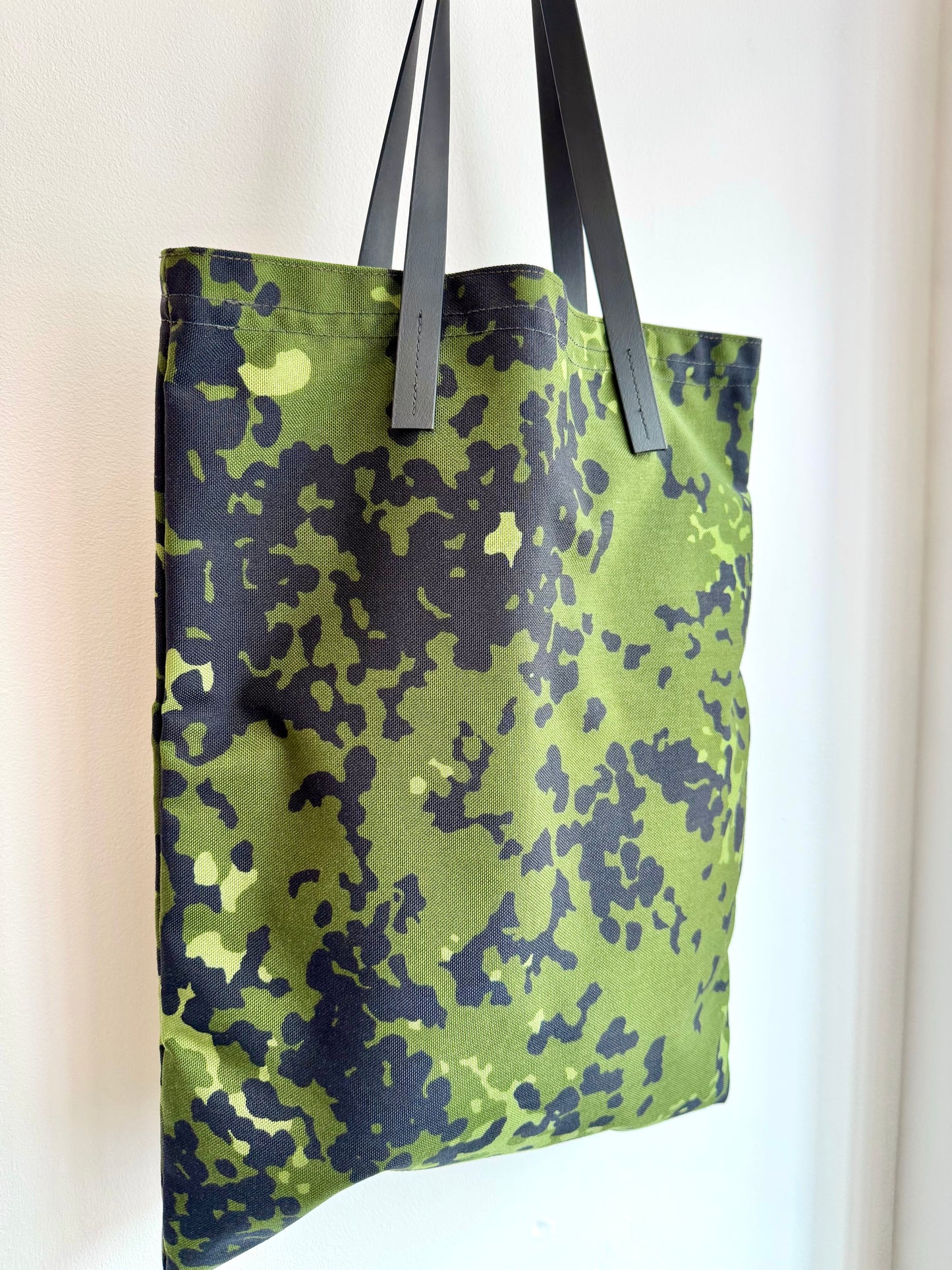 Cordura Camouflage Tote Bag with Silicone Straps