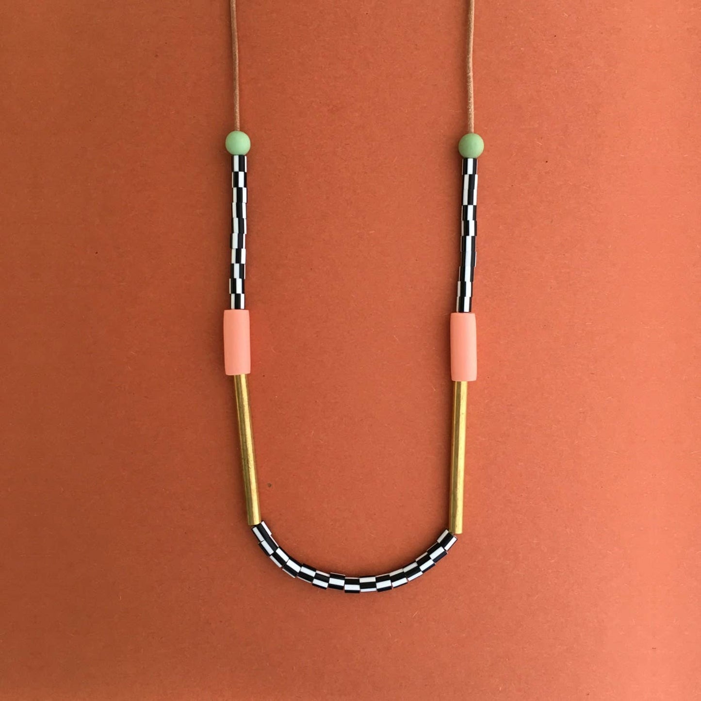 Memphis Necklace in Salmon & Green