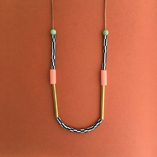 Memphis Necklace in Salmon & Green