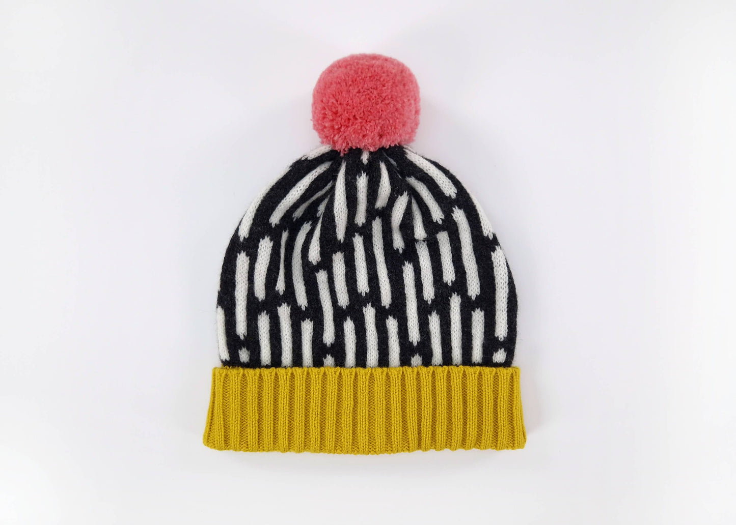 Lambswool Dash Patterned Hat in Yellow and Pink