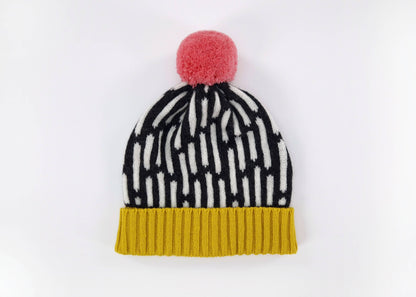 Lambswool Dash Patterned Hat in Yellow and Pink