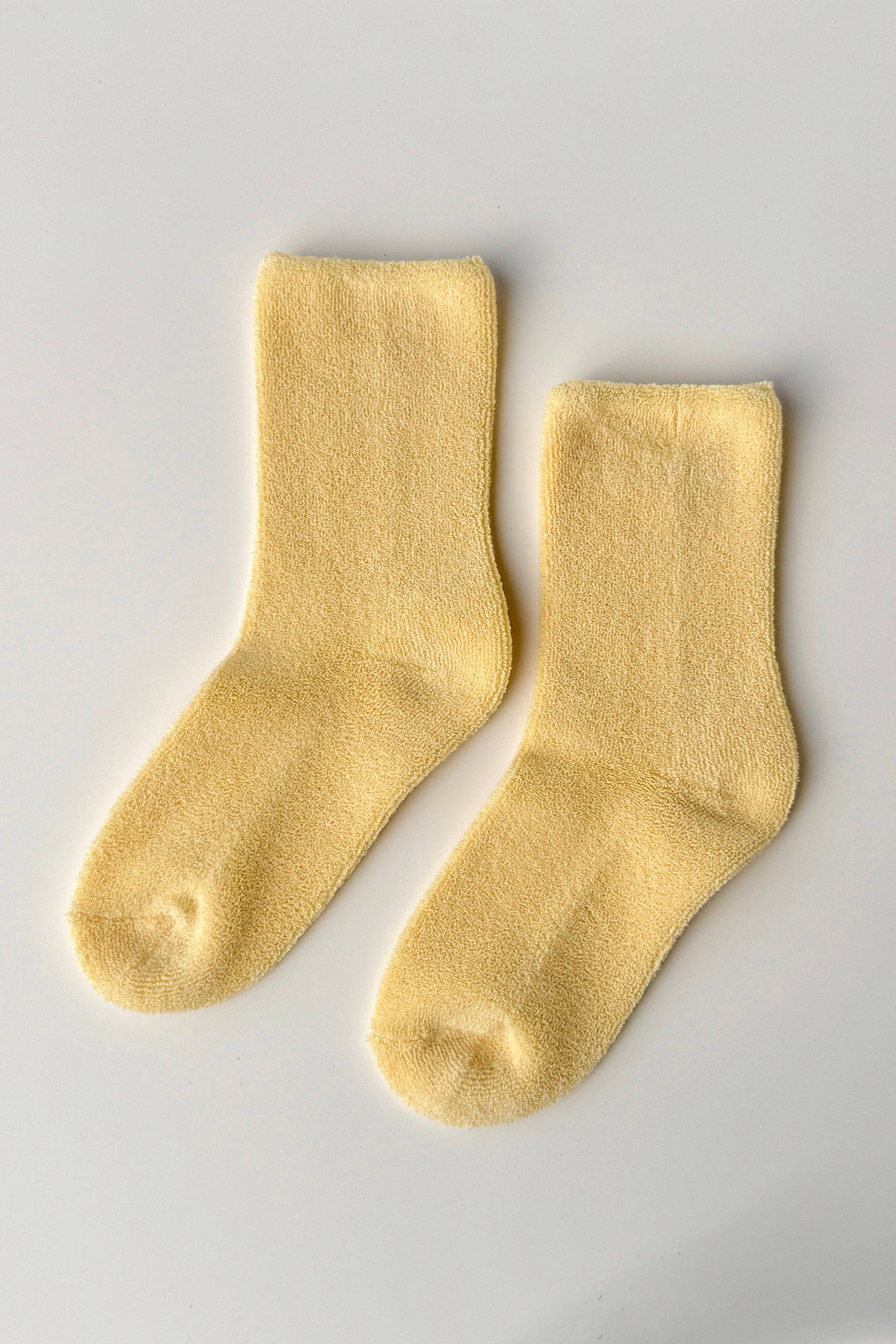 Cloud Socks in Lemon Water