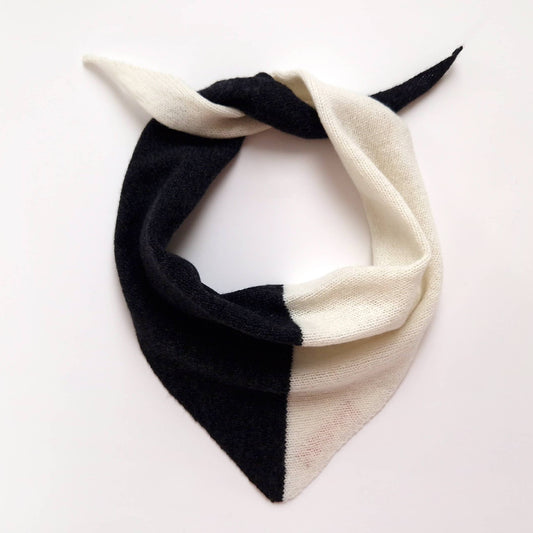 Lambswool Triangle Scarf in Charcoal and Ecru
