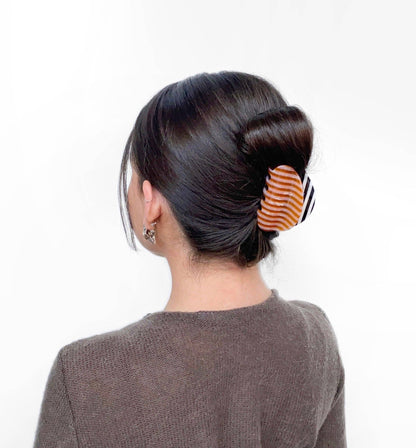 Juno Hair Claw in Stripes