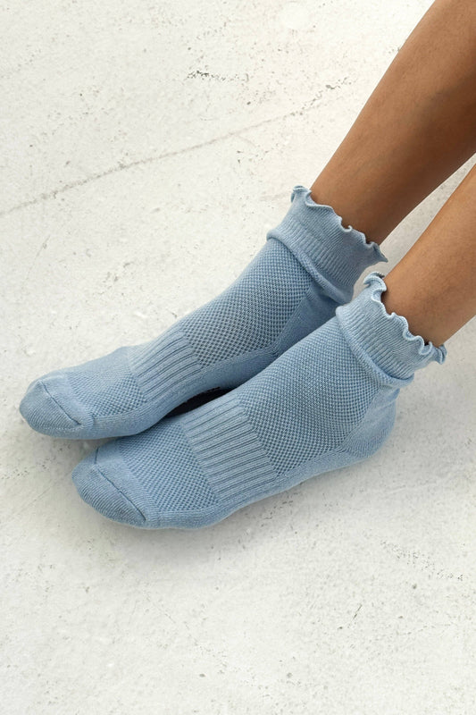 Ruffled Hugger Socks in Periwinkle