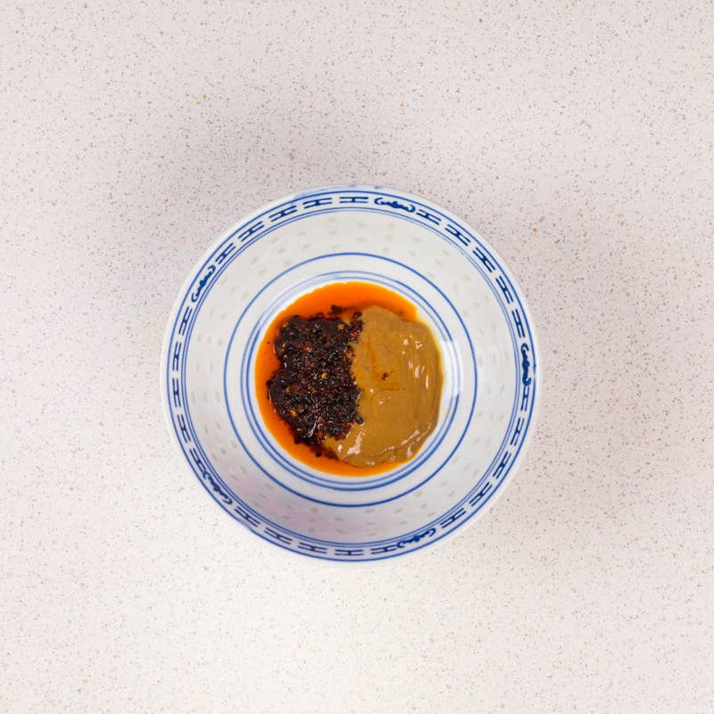 White Mausu Smoky Chilli Oil