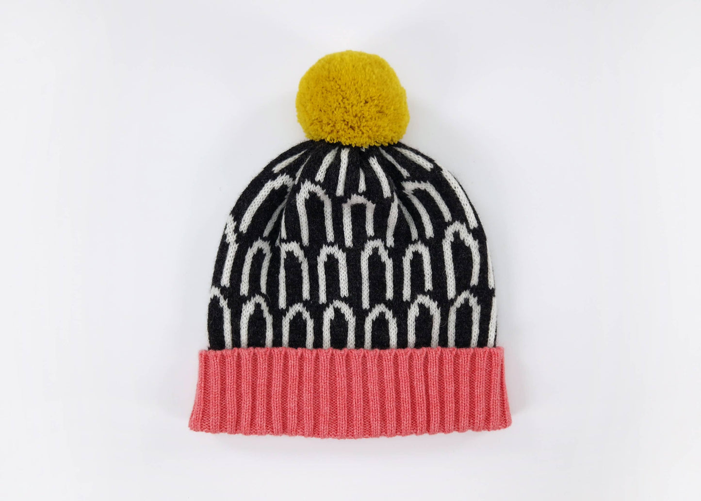 Lambswool Arch Patterned Hat in Pink and Yellow