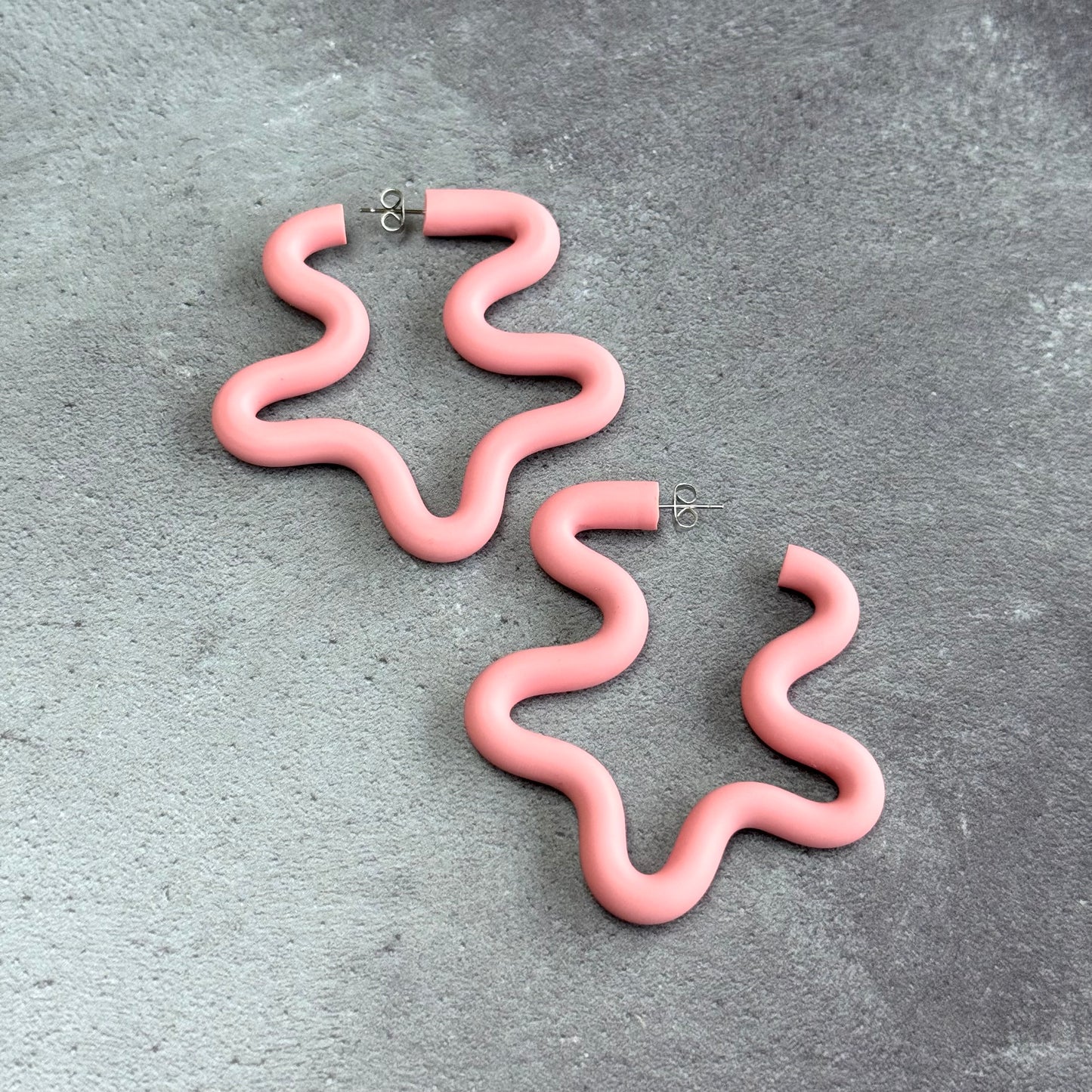 Wiggle Earrings