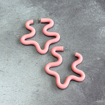 Wiggle Earrings