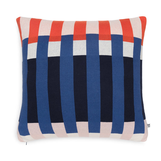 Studie Cushion in Navy