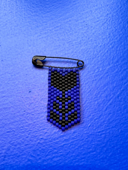 Tall Folk Flower Woven Bead Pin Brooch