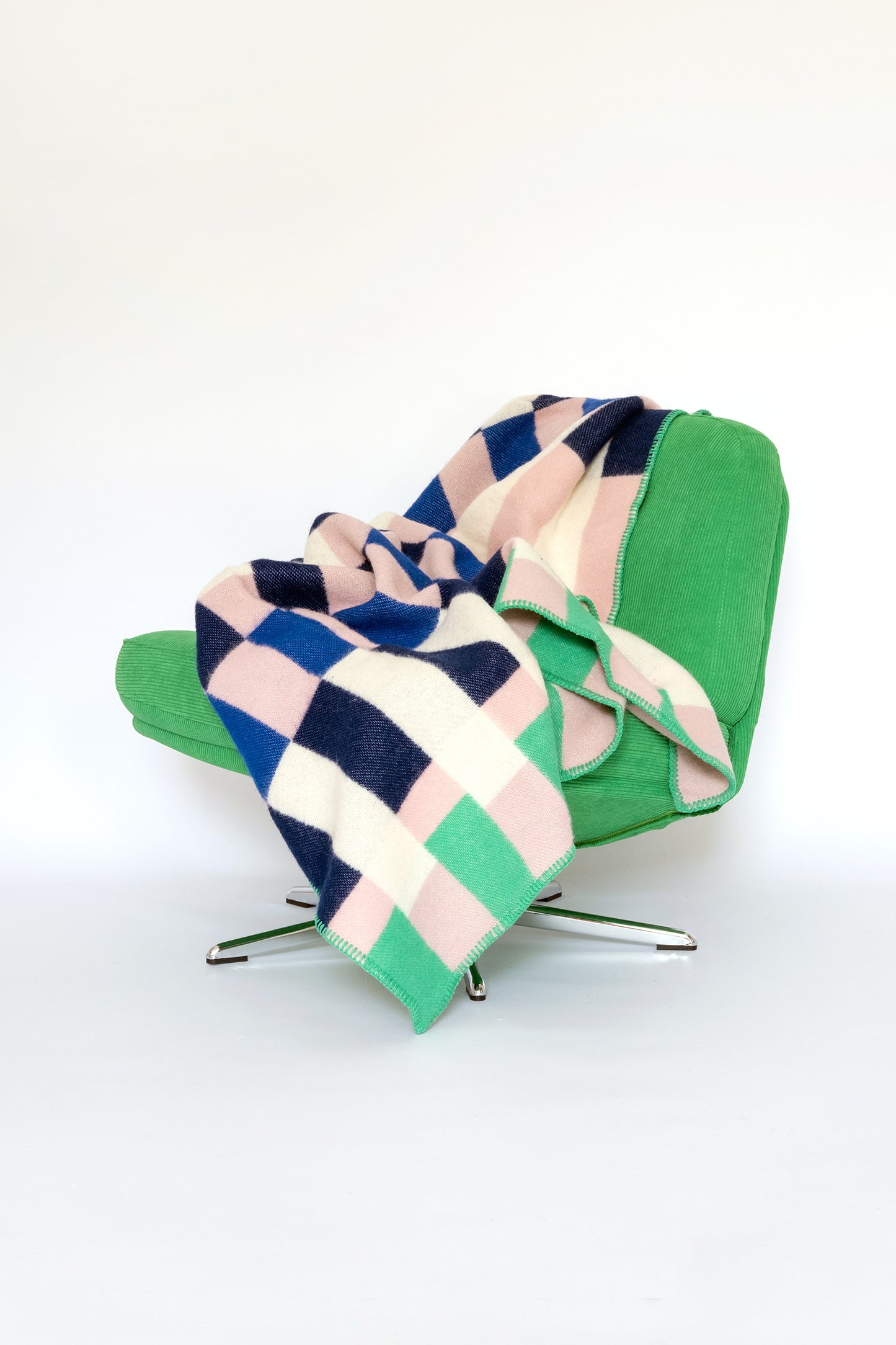 Studie Wool Blanket in Cobalt
