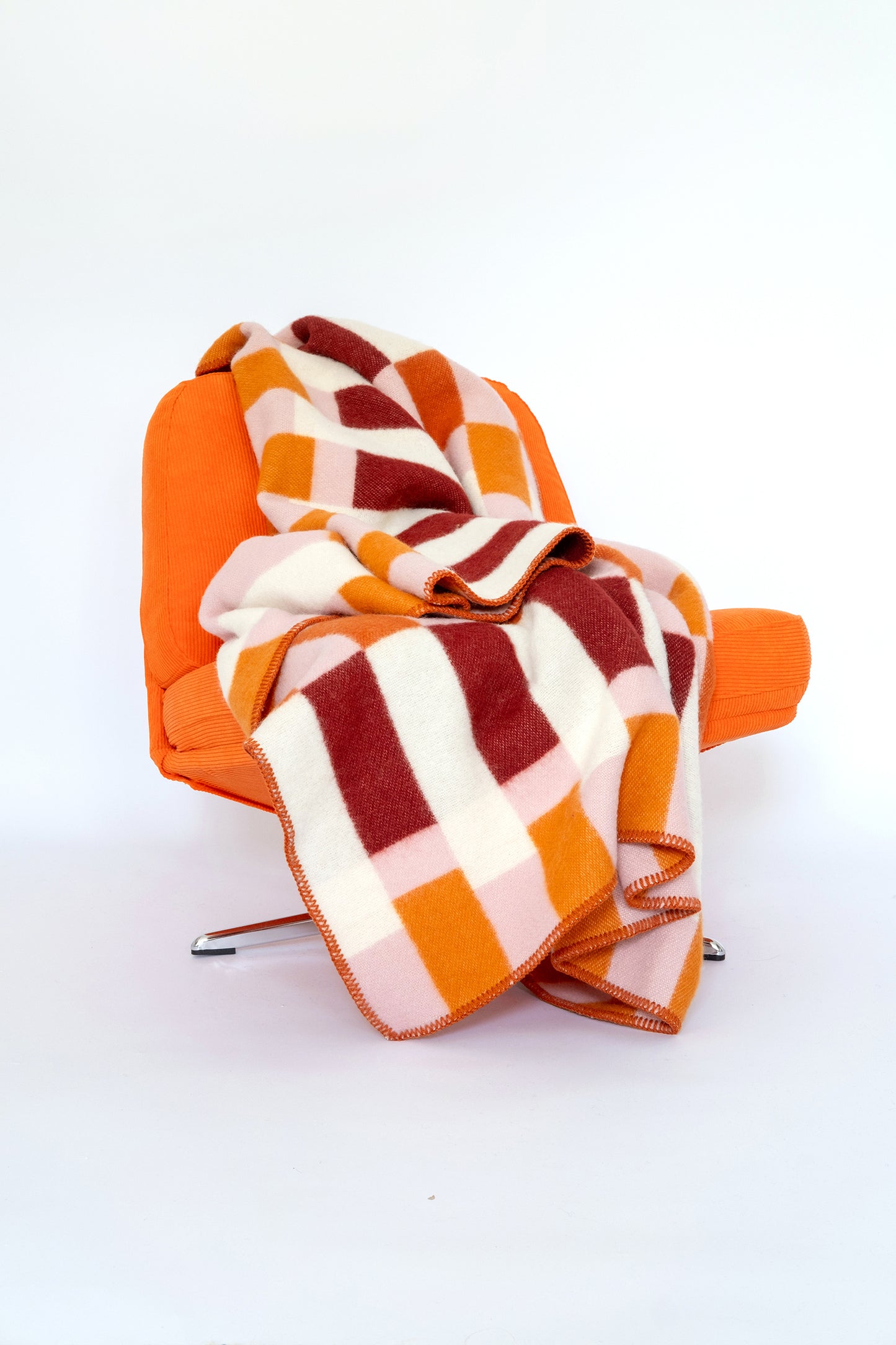 Studie Wool Blanket in Orange