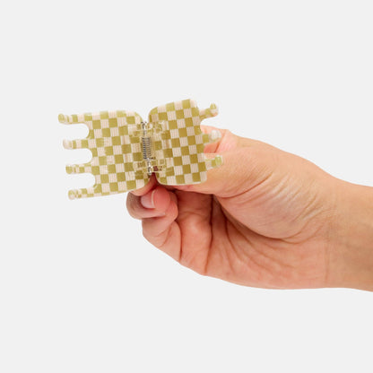 Midi Ursa Hair Claw in Olive Check
