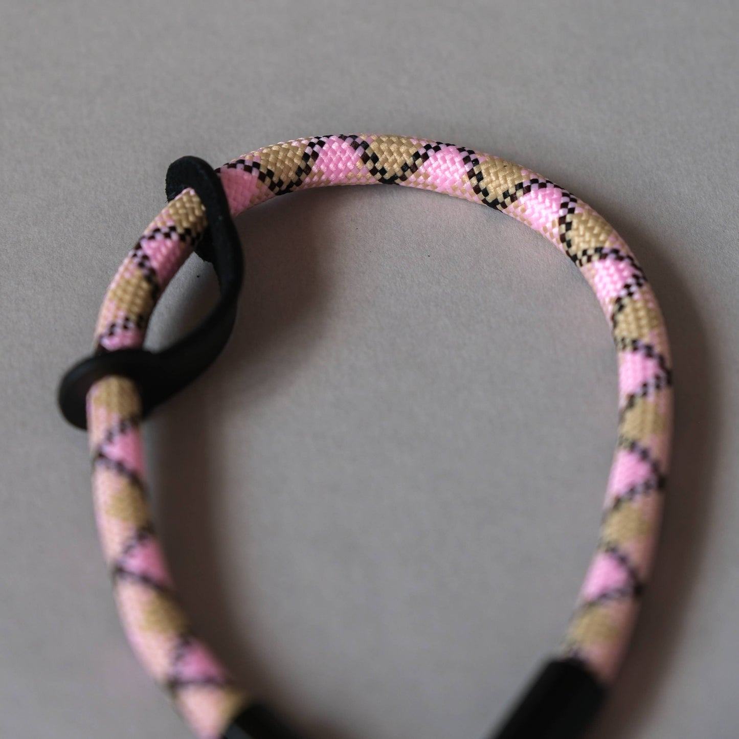 Wrist Phone Strap in Beige & Pink