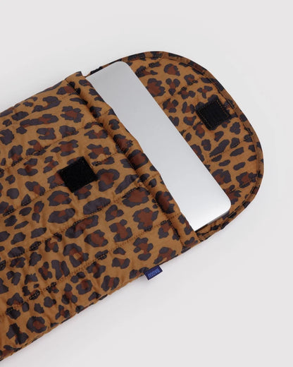 Baggu Puffy 16" Laptop Sleeve in Leopard