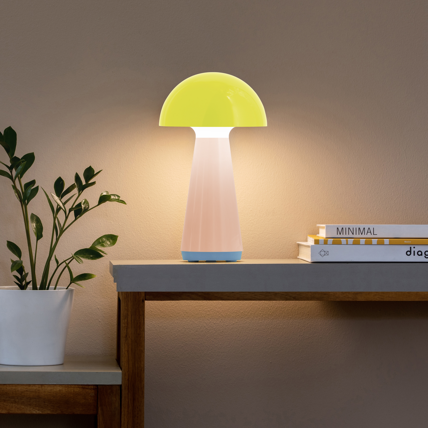 Table Lamp Bob in Lime